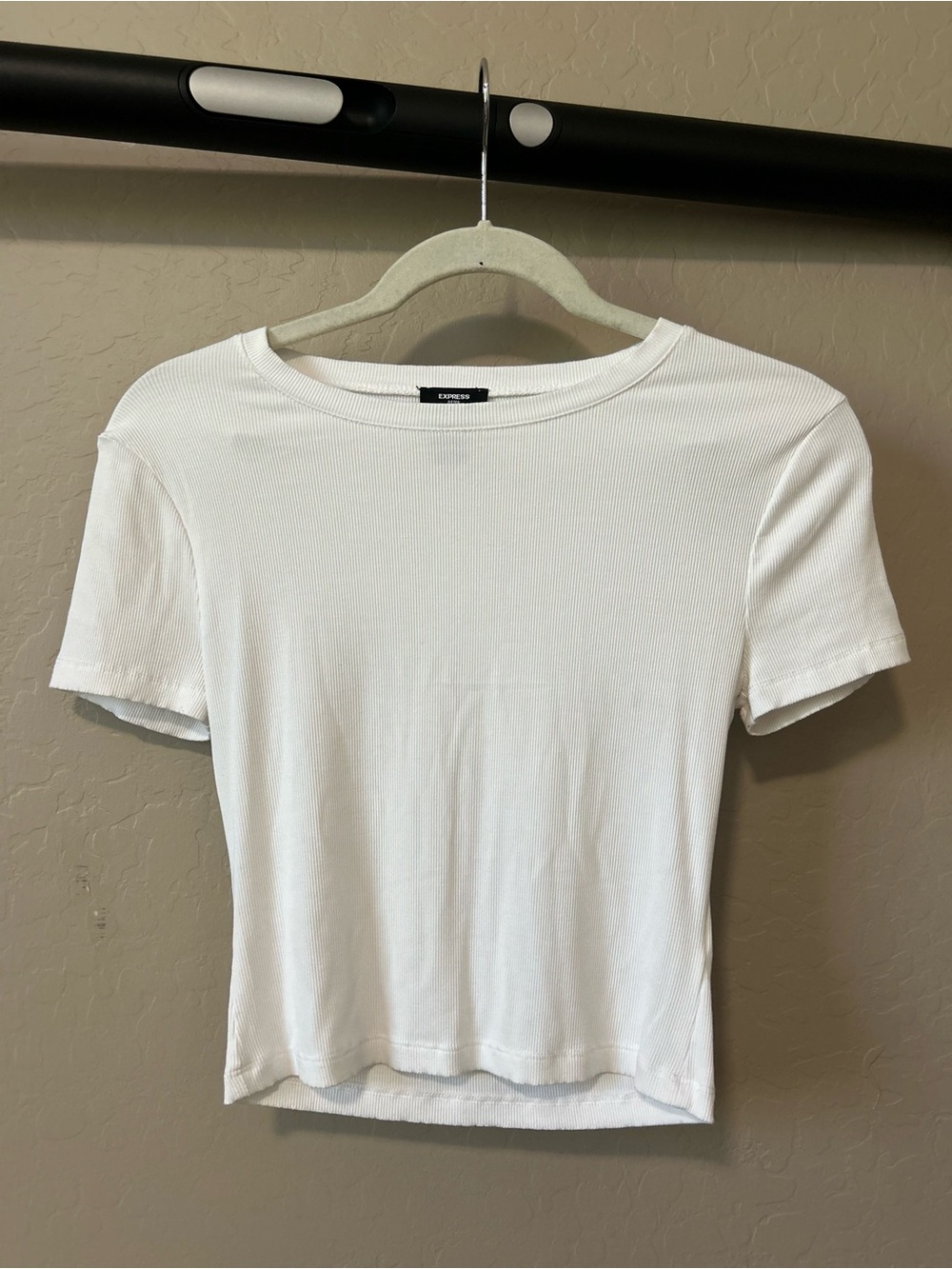 Express White Ribbed Short Sleeve Tee